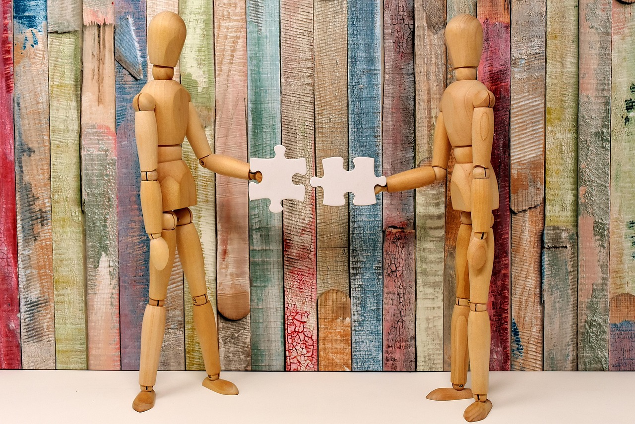 teamwork, match, together, hand in hand, connect, connection, collaboration, hands, keep, join, partnership, people, piece, puzzle, solution, team, two, unit, characters, wood, doll, articulated manikin, match, connect, connect, connect, connect, connect, collaboration, collaboration, collaboration, collaboration, join, partnership, partnership, partnership, puzzle, puzzle, solution